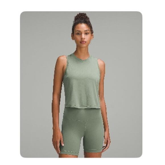Lululemon ultralight waist length tank top size 12 NWOT - Picture 1 of 4